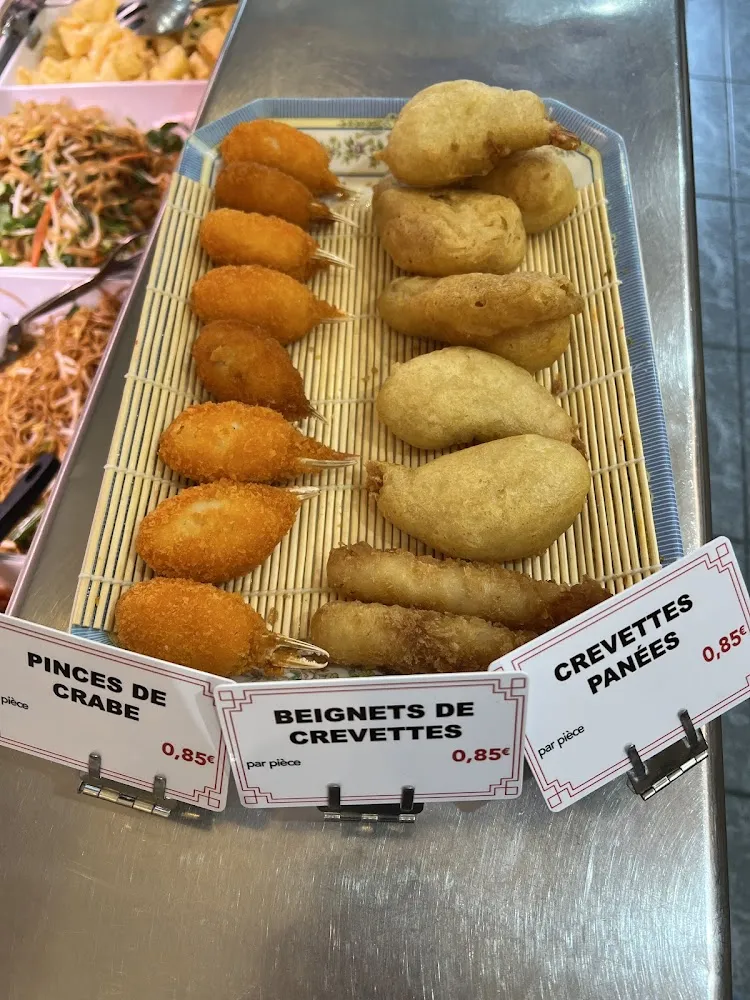 Pinces de Crabe Beignets de Crevettes Tempura